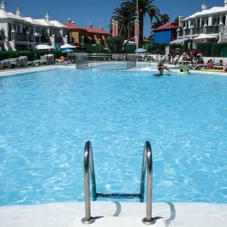 Pool Side Duplex In Secure